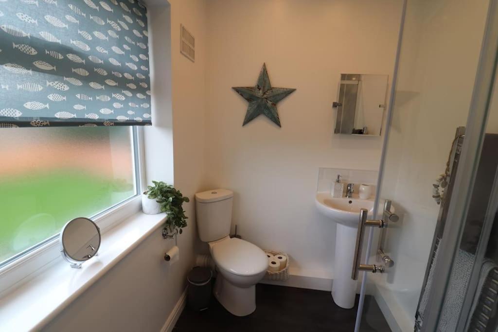 Cosy Two Bedroom First Floor Apartment Birmingham Esterno foto